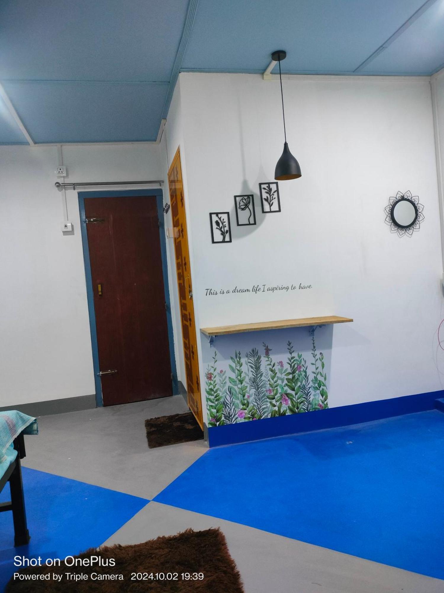 California Nest Apartman Tezpur Kültér fotó