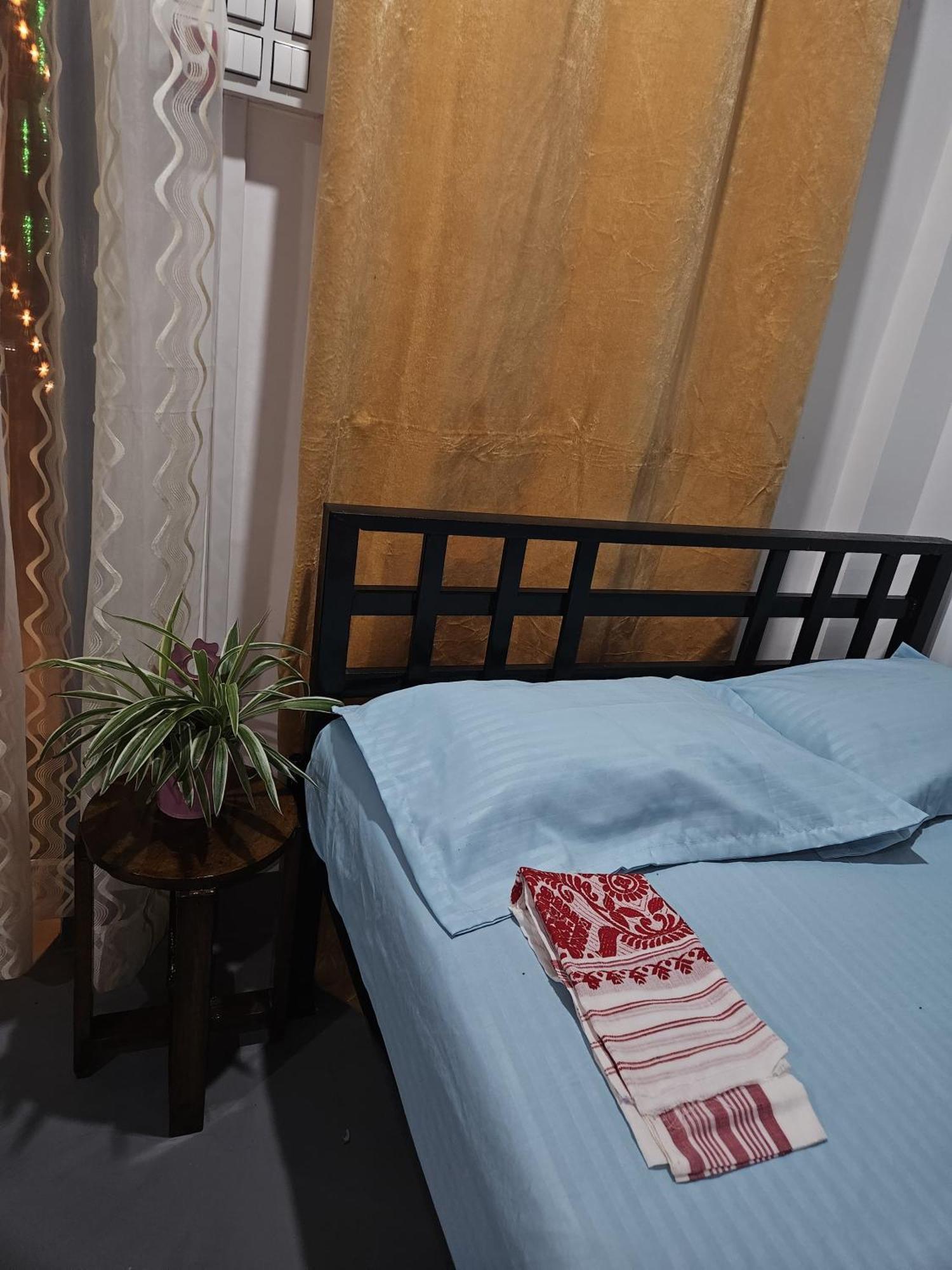 California Nest Apartman Tezpur Kültér fotó