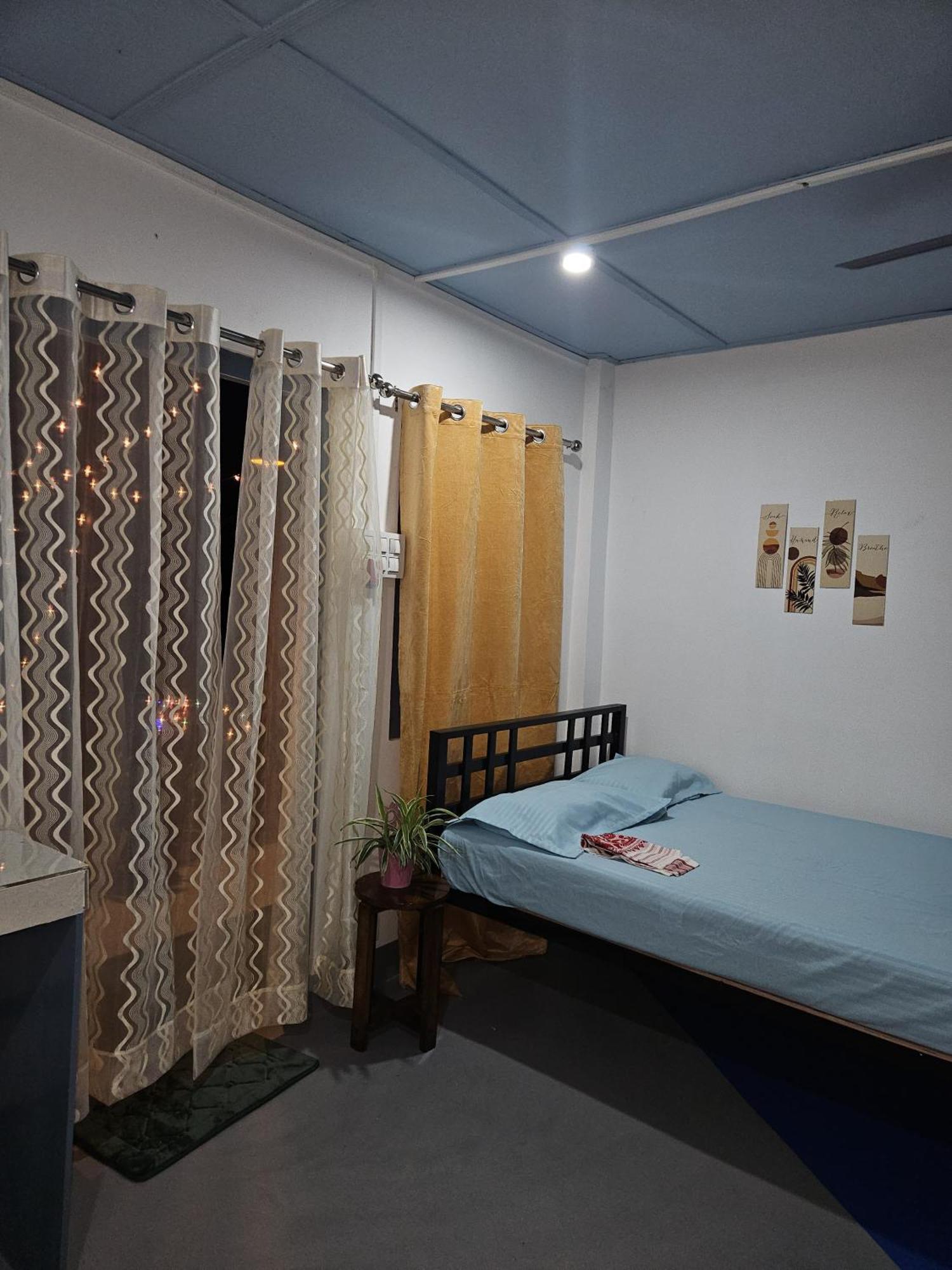 California Nest Apartman Tezpur Kültér fotó